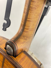 Load image into Gallery viewer, Weymann Orchestra Style 2