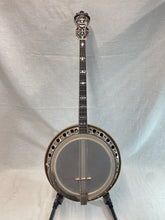 Load image into Gallery viewer, Majestic