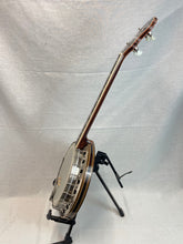 Load image into Gallery viewer, Majestic