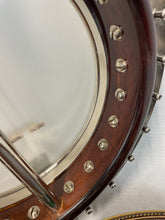 Load image into Gallery viewer, Majestic