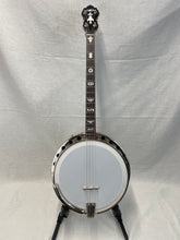 Load image into Gallery viewer, Challenger Tenor Banjo