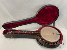 Load image into Gallery viewer, Broadmoor Leader