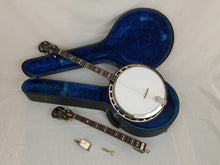 Load image into Gallery viewer, 1925 Gibson TB3 Tenor Banjo