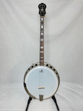 Load image into Gallery viewer, Challenger Tenor Banjo