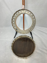 Load image into Gallery viewer, Challenger Tenor Banjo