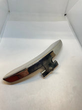 Load image into Gallery viewer, Gibson Style Armrest