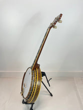 Load image into Gallery viewer, Weymann Orchestra Style No. 6