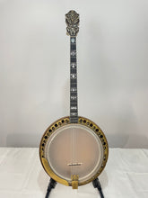 Load image into Gallery viewer, Majestic Deluxe