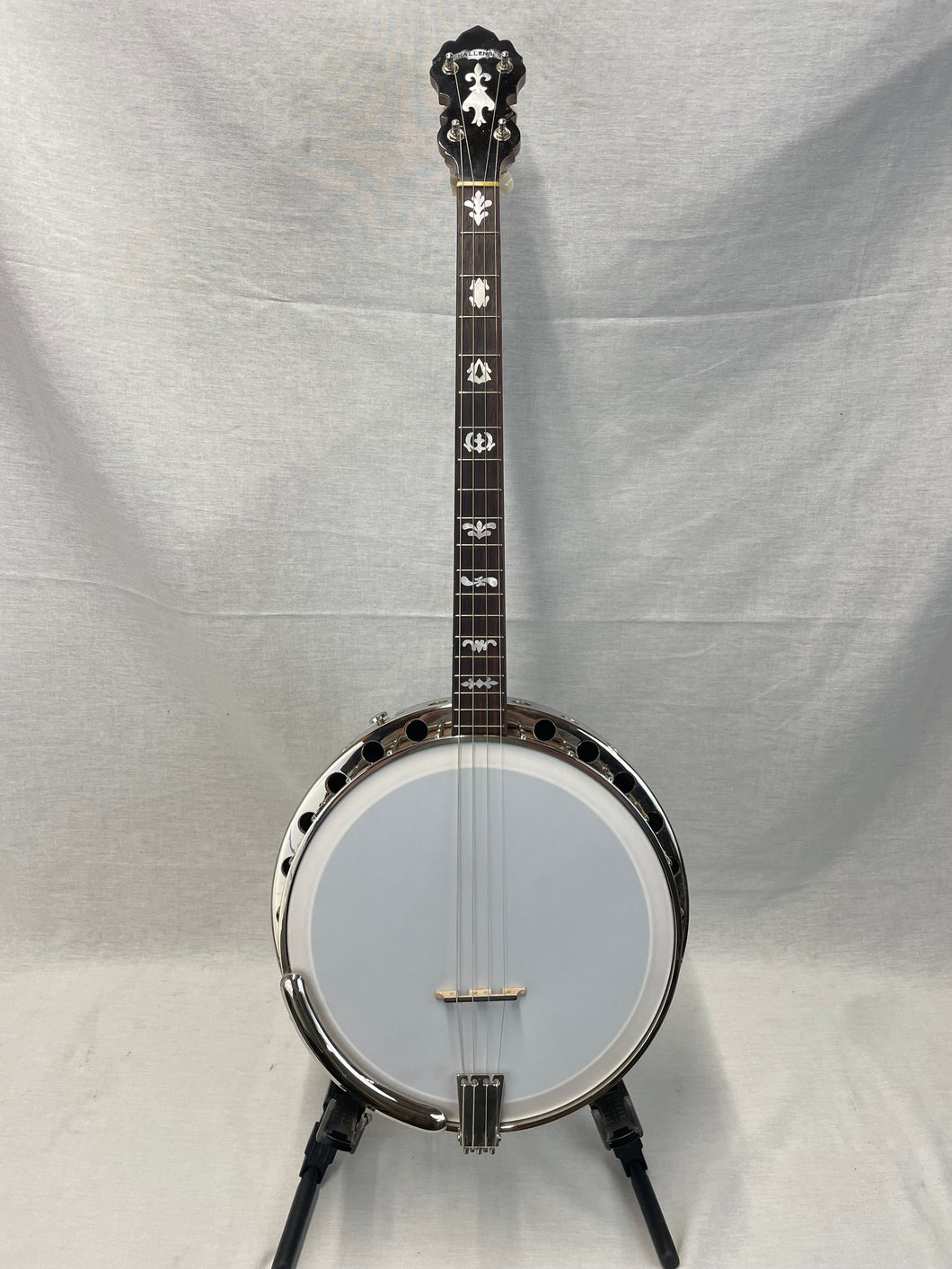 Challenger Tenor Banjo